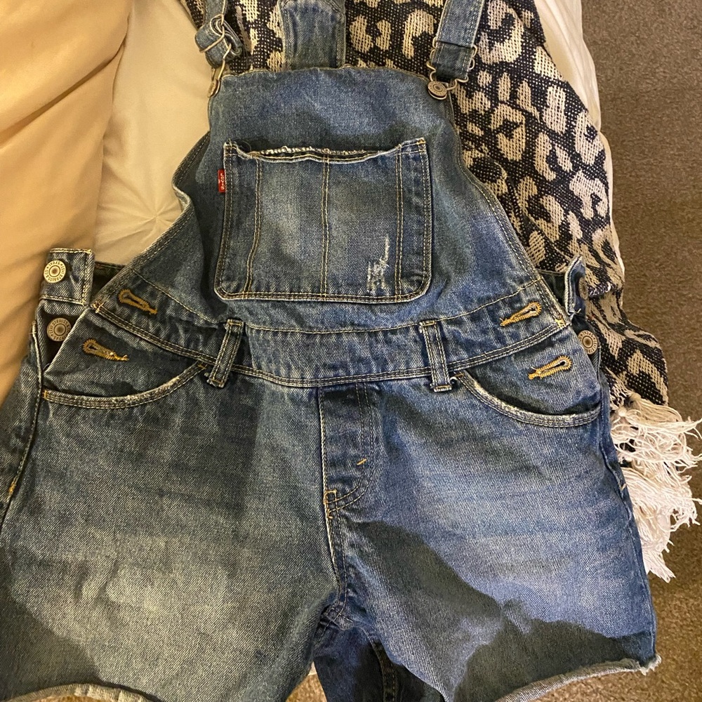 Levi’s Short Overalls